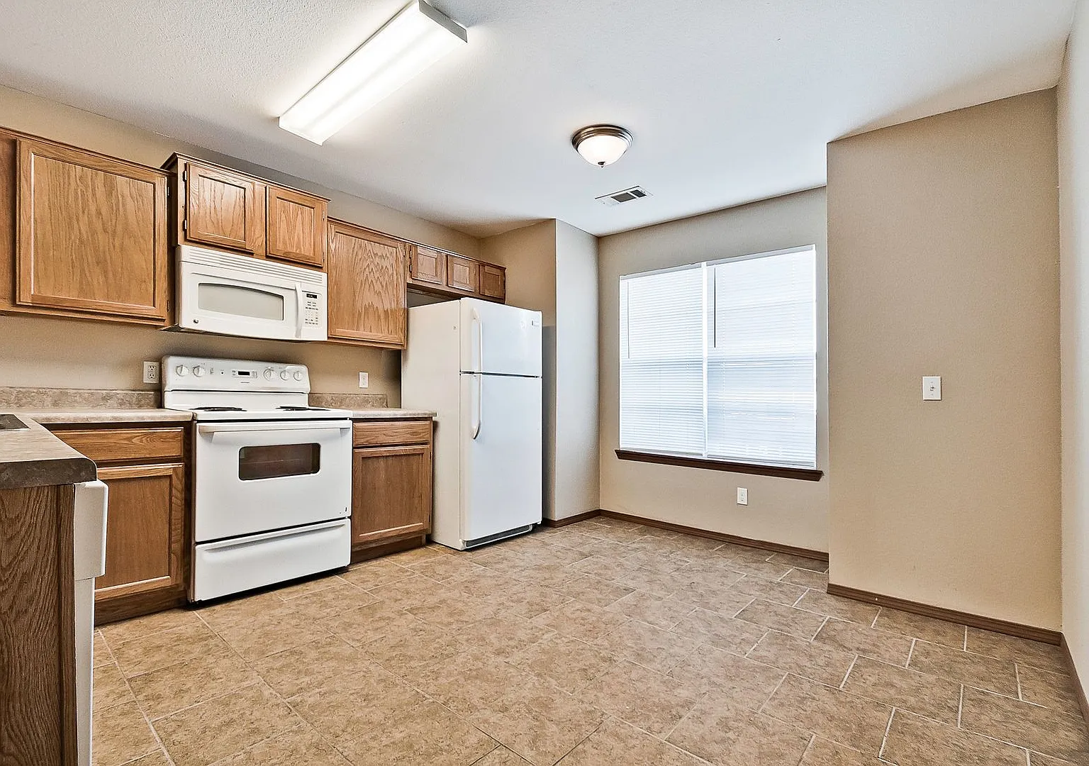 Stonegate Duplexes — Photo 3