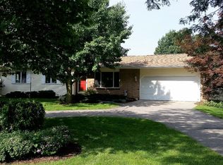 6031 N McKinley Rd, Flushing, MI 48433