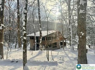 696 Dunkels Church Rd, Kutztown, PA 19530