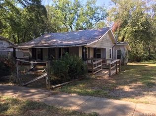 1006 Caldwell St, Statesville, NC 28677