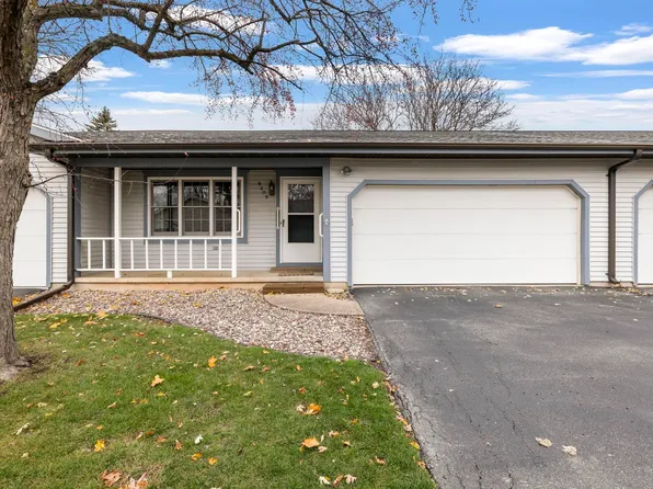 630 Stonehedge Ln #4B, Appleton, WI 54914