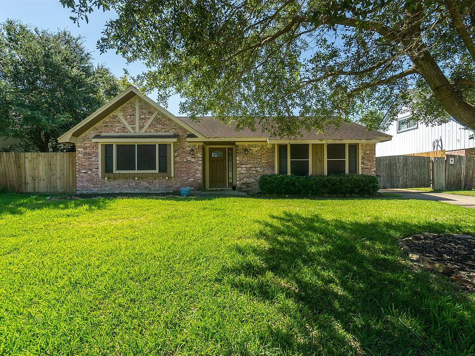 1st image of 2105 Savanna Ct S