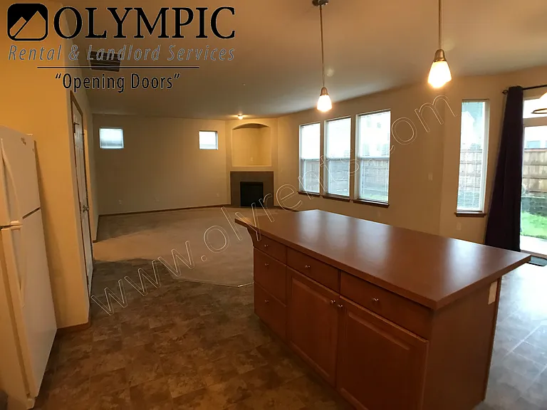 Kitchen (3 of 3)