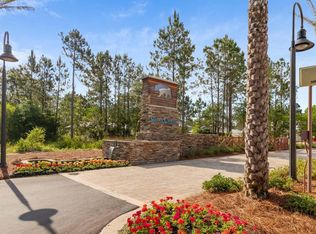 23 Grizzly St W, Freeport, FL 32439