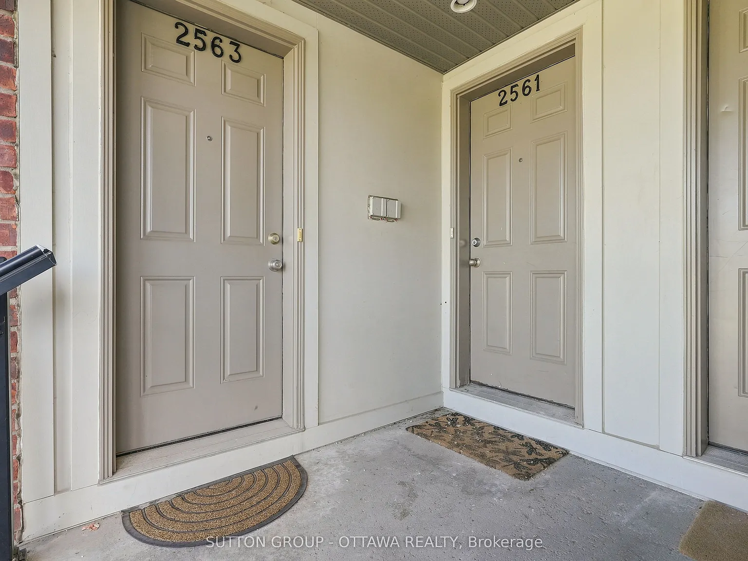 2 bed, $2,300 — Photo 3