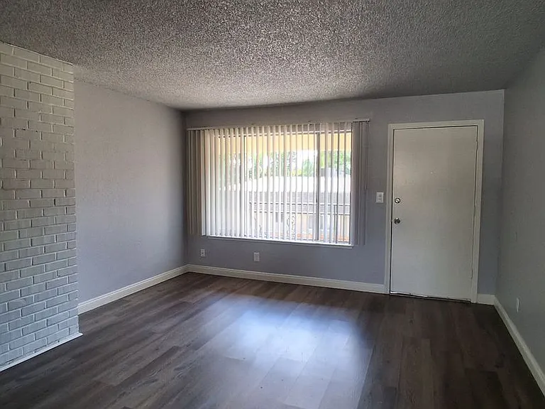 3331 E Sierra Madre Ave — Photo 7