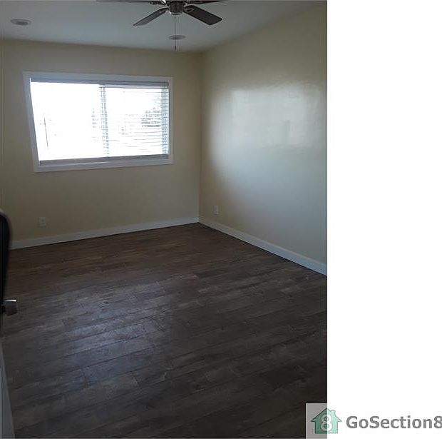 2nd image of 256 W 117th St APT 9