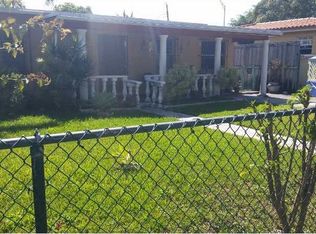610 E 24th St, Hialeah, FL 33013