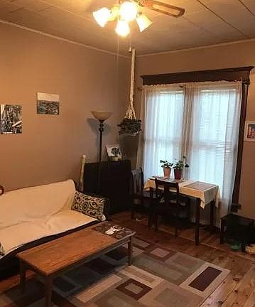 2nd image of 503 W 7th St
