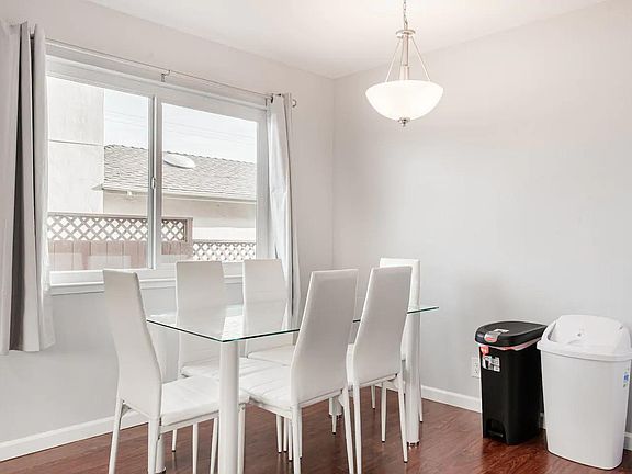 2nd image of 157 San Diego Ave APT 1