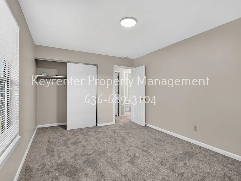 357 Della Dr — Photo 23