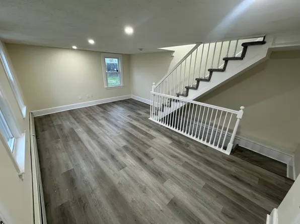 3 Pentucket St #2, Haverhill, MA 01830