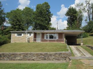 303 North Ave, Coeburn, VA 24230