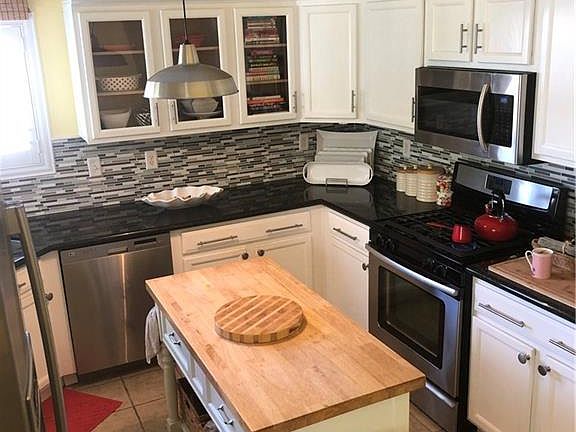 5th image of 2101 Quartz Cliff St Unit 206