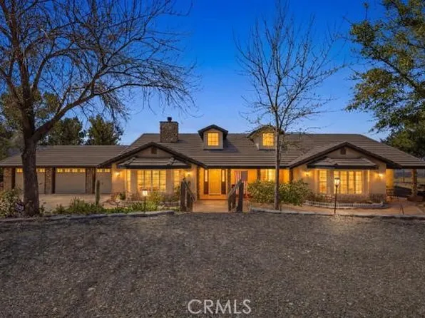 9722 Hierba Rd, Agua Dulce, CA 91390