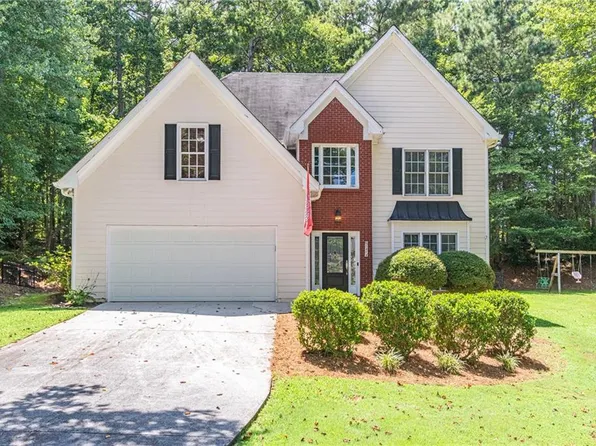 5414 Forest Ridge Dr, Loganville, GA 30052