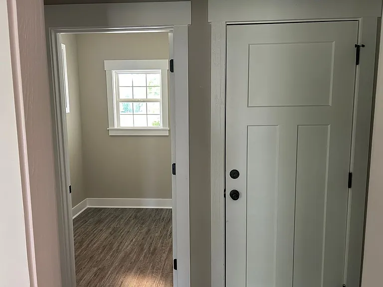 100 Nora Ln — Photo 21