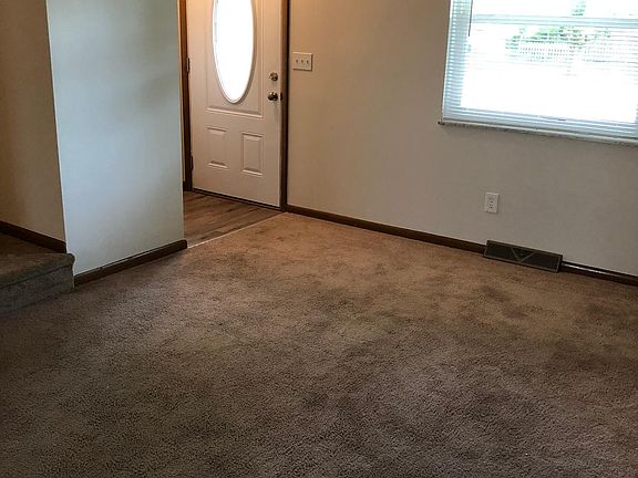 4th image of 1390 Bradshire Dr