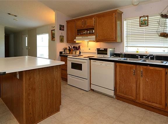3rd image of 13201 Westover Ln
