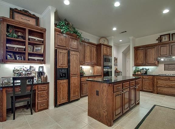 3rd image of 5109 Saddle Dr
