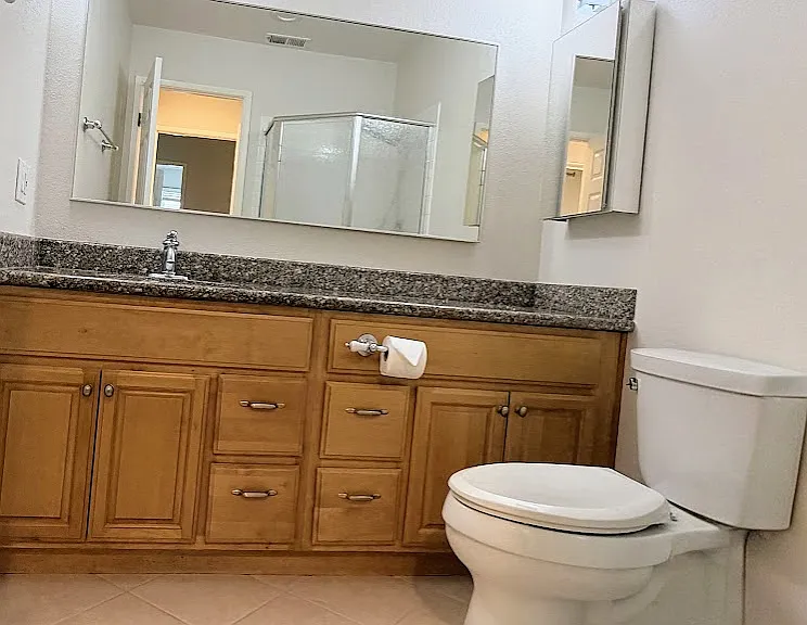 816 Juno Ln — Photo 13