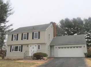 183 Briarwood Dr, Manchester, CT 06040