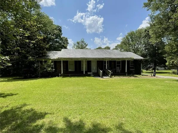 2404 Lakeshore Dr, Greensboro, NC 27407