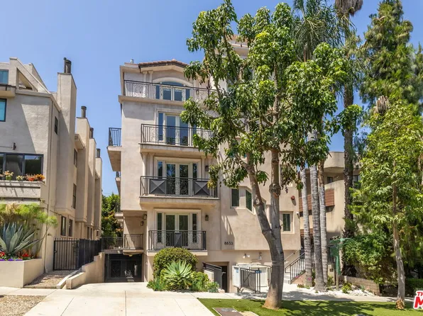 8833 Cynthia St, West Hollywood, CA 90069