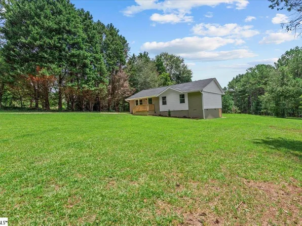 219 Holliday Rd, Six Mile, SC 29682