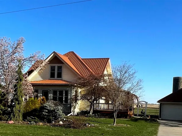 15212 17th Hwy E #F, Grinnell, IA 50112