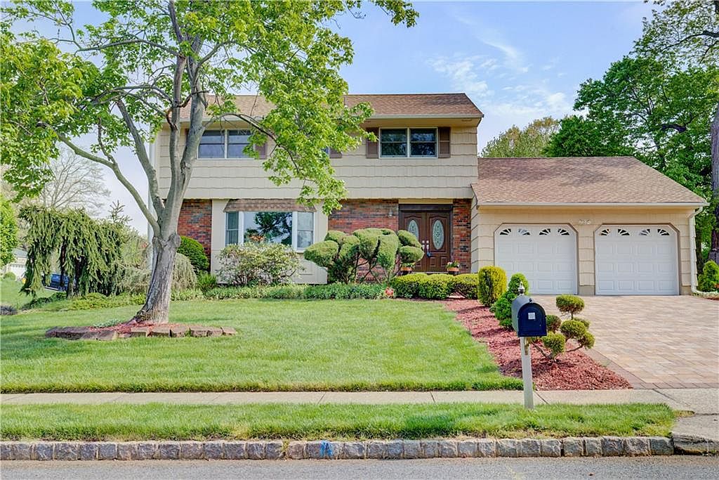 2 Glenmere Pl, Old Bridge, NJ 08857 Zillow