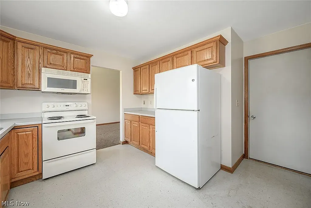 3 bed, 1.5 bath, $1,400 — Photo 4