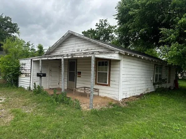 1300 33rd St, Wichita Falls, TX 76302