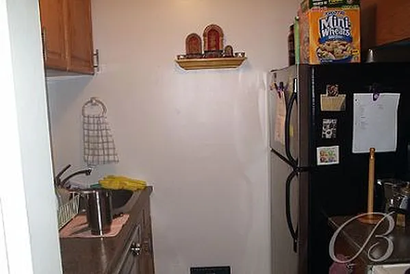 Rented by Bellmarc Realty | media 2