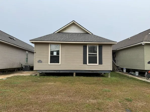 20906 Diversion Canal Rd, Maurepas, LA 70449