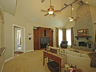 2nd image of 18809 Hunter Creek Dr