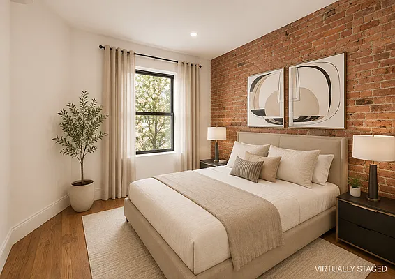 Bedroom, photo 1