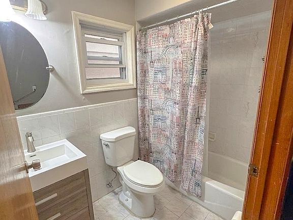 5th image of 6816 Adams St #1