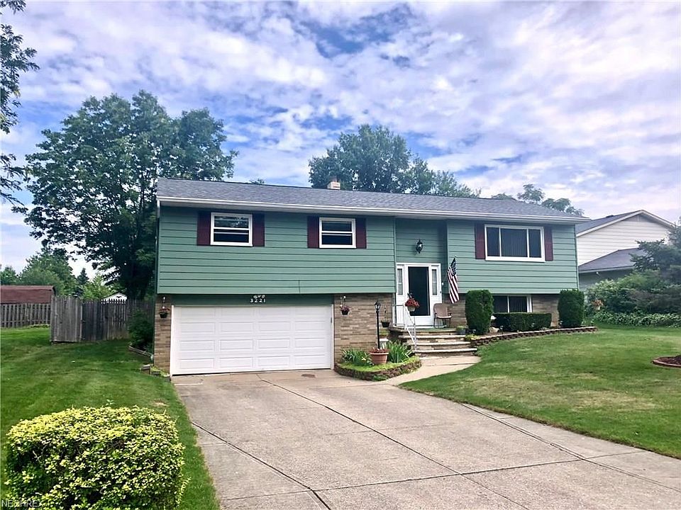 1st image of 3221 Valley Forge Dr