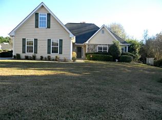 514 Ashton Manor Dr, Loganville, GA 30052