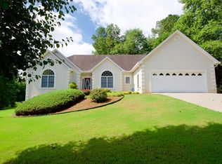 4195 Arapaho Dr, Powder Springs, GA 30127