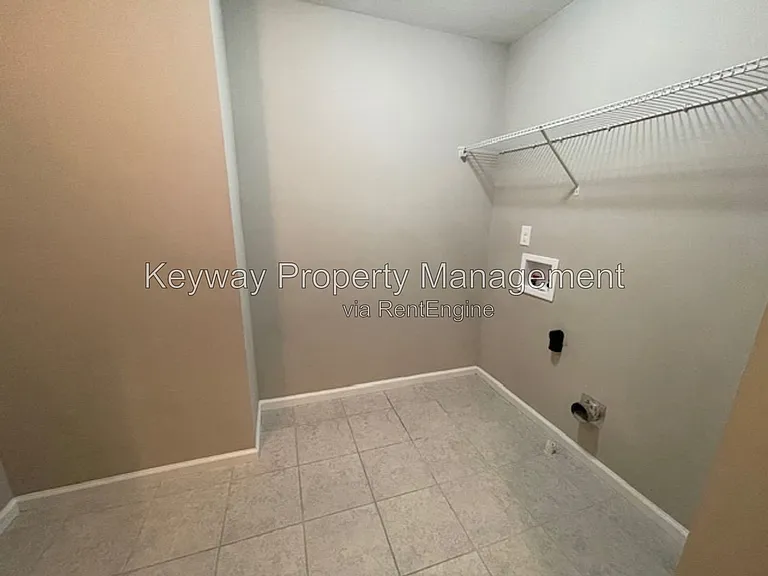 546 Bunchgrass St — Photo 21