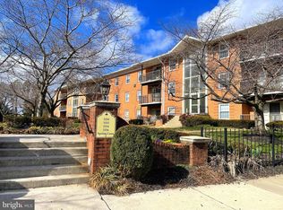 3332 Spring Ln APT C20, Falls Church, VA 22041