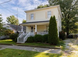 326 N Chestnut St, Litchfield, IL 62056