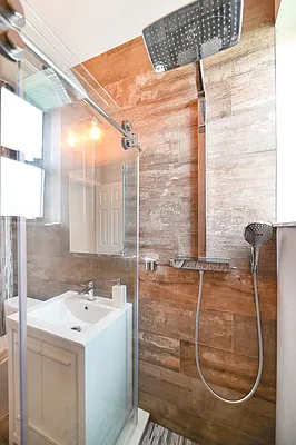 Sold by Amerihomes Realty of NY | media 41