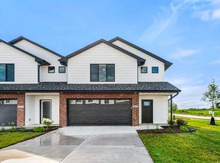 2314 Water Tower Pl, Northliberty, IA