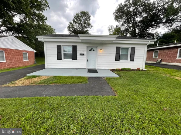 415 Carver Dr, Wilmington, DE 19801