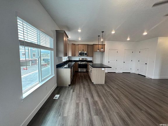 5th image of 4202 W Dead Horse Ct
