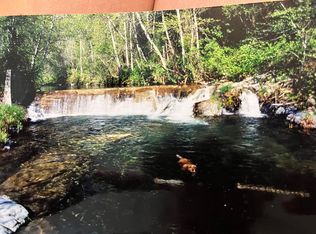 19942 Old Mill Rd, Lakehead, CA 96051