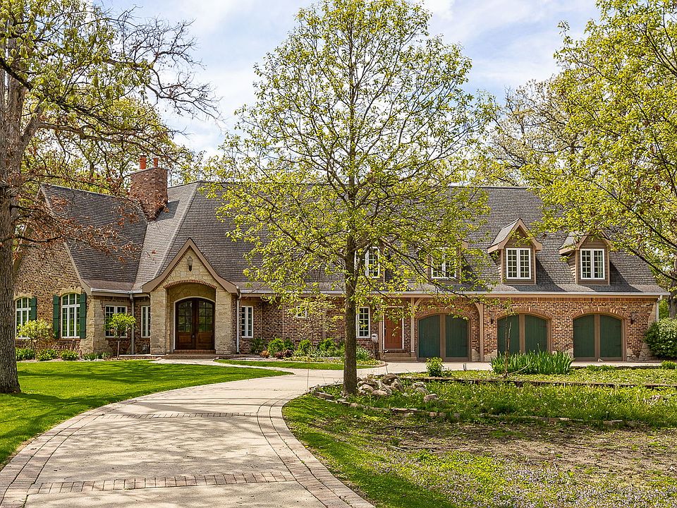 1st image of 7S460 Donwood Dr W